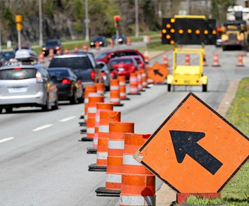 Driving in a Work Zone Image 2
